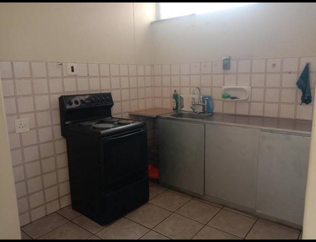 4 BEDROOM APARTMENT FOR SALE IN SUNNYSIDE